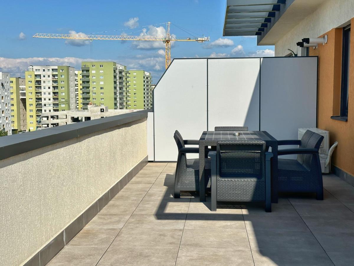 Ferienwohnung Koa - Urban Penthouse Brașov Exterior foto