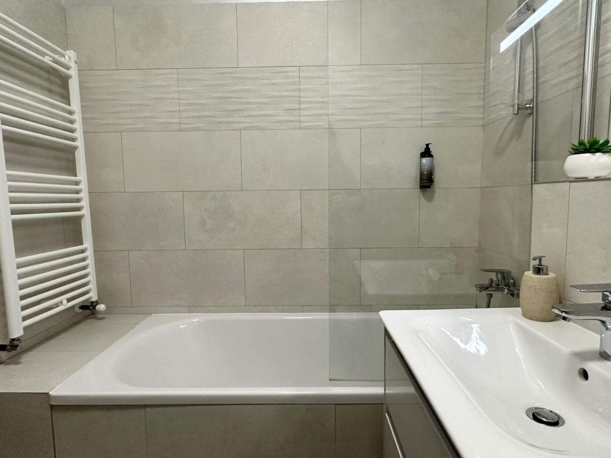 Ferienwohnung Koa - Urban Penthouse Brașov Exterior foto